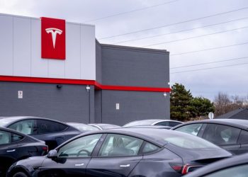 Tesla reports 336,000 vehicle deliveries in first quarter, 13% drop from a year ago