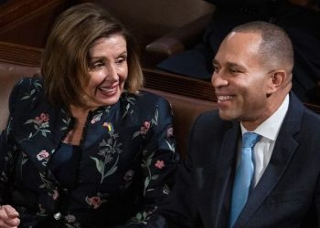 Pelosi confident about Dems’ chances to win House, predicts Jeffries will be speaker