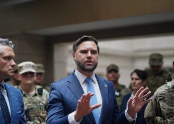 Vance, White House blast ‘crazy communists’ protesting DC clean-up, terrorizing locals: ‘Stupid White hippies’